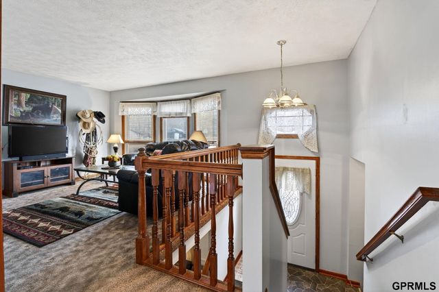 13614 Wallace Drive, Plattsmouth, NE 68048