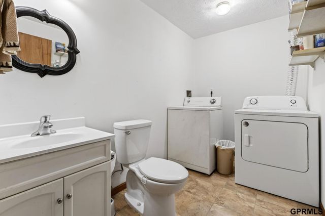 13614 Wallace Drive, Plattsmouth, NE 68048