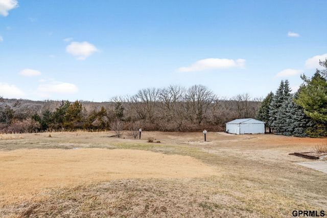 13614 Wallace Drive, Plattsmouth, NE 68048