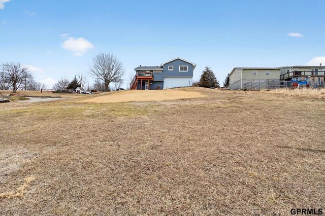 13614 Wallace Drive, Plattsmouth, NE 68048