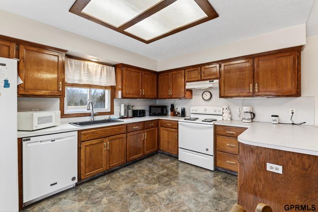 13614 Wallace Drive, Plattsmouth, NE 68048