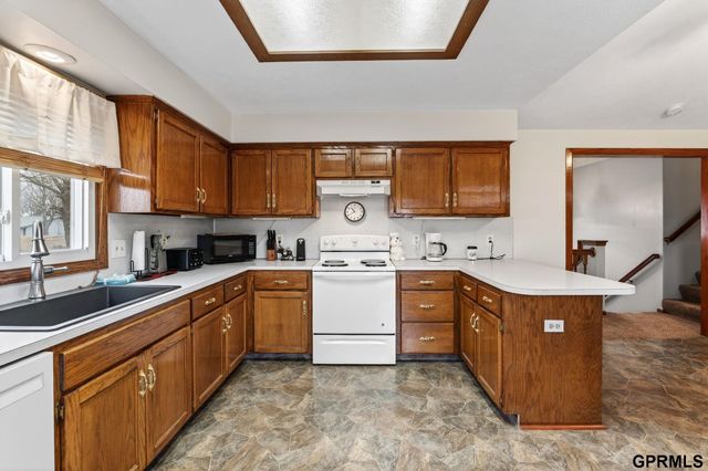 13614 Wallace Drive, Plattsmouth, NE 68048