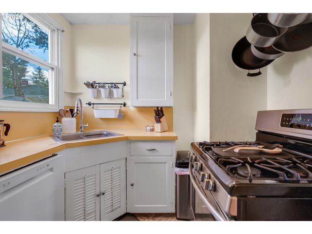 3556 Ne 112TH Ave, Portland, OR 97220