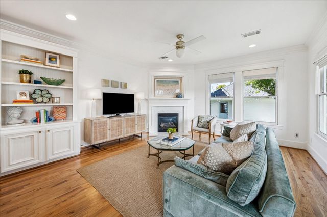 919 Ashland Street B, Houston, TX 77008