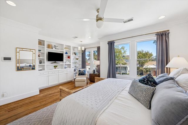 919 Ashland Street B, Houston, TX 77008