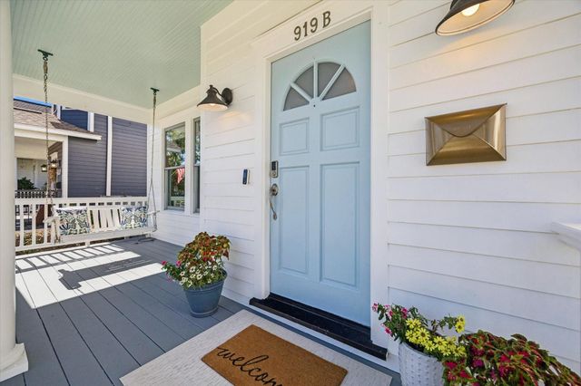 919 Ashland Street B, Houston, TX 77008