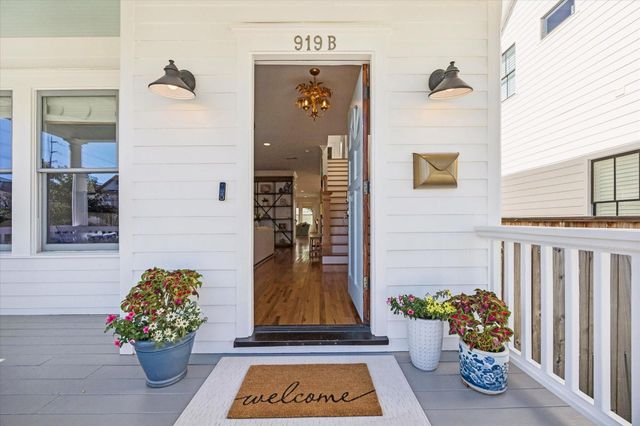 919 Ashland Street B, Houston, TX 77008