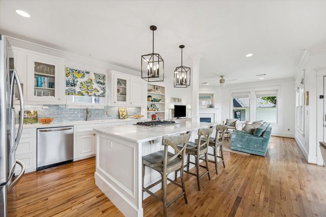 919 Ashland Street B, Houston, TX 77008