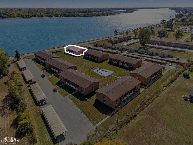 1900 River A7 Road A7, Marysville, MI 48040