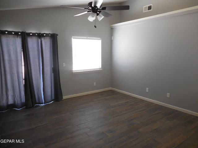 14301 Desert Orchid Drive, Horizon City, TX 79928