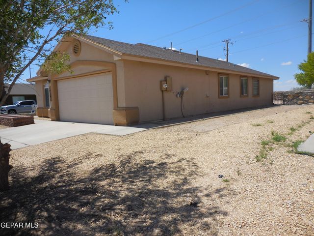 14301 Desert Orchid Drive, Horizon City, TX 79928