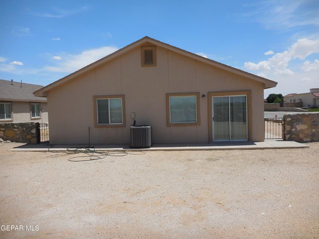 14301 Desert Orchid Drive, Horizon City, TX 79928