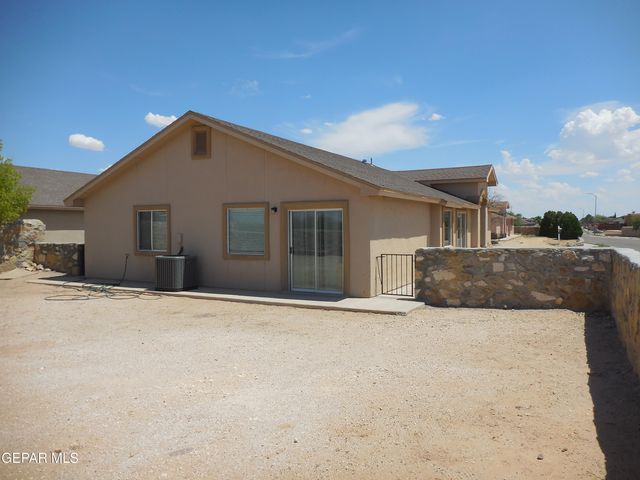 14301 Desert Orchid Drive, Horizon City, TX 79928