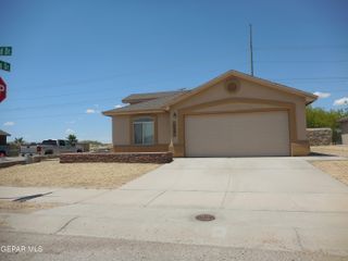 14301 Desert Orchid Drive, Horizon City, TX 79928