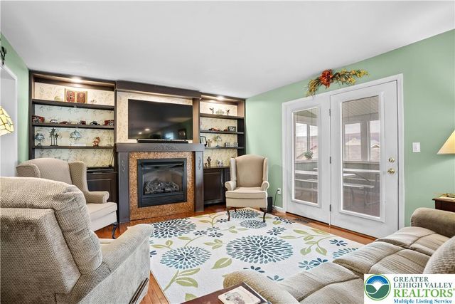 123 New, Walnutport Boro, PA 18088