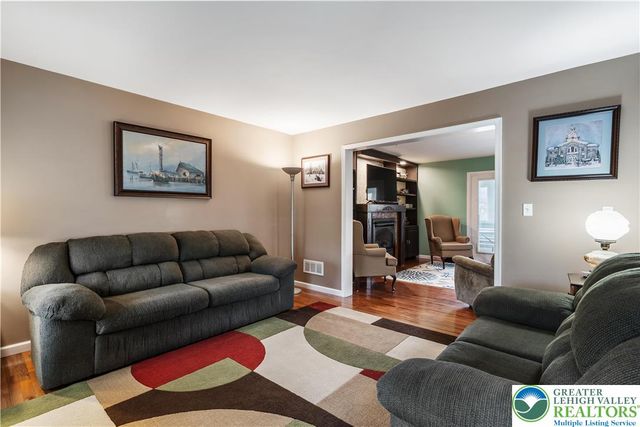 123 New, Walnutport Boro, PA 18088