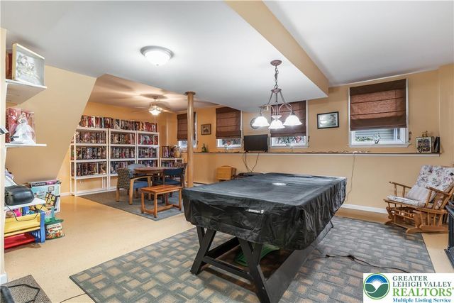 123 New, Walnutport Boro, PA 18088