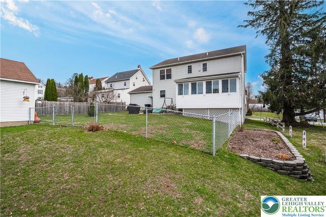 123 New, Walnutport Boro, PA 18088