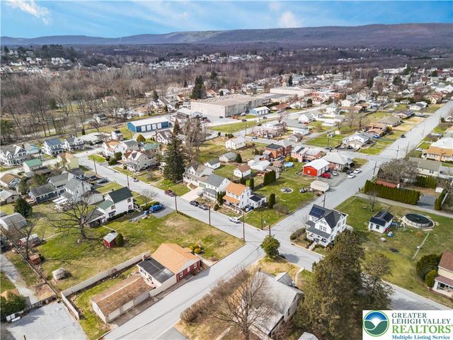 123 New, Walnutport Boro, PA 18088