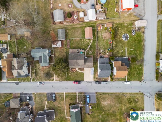 123 New, Walnutport Boro, PA 18088