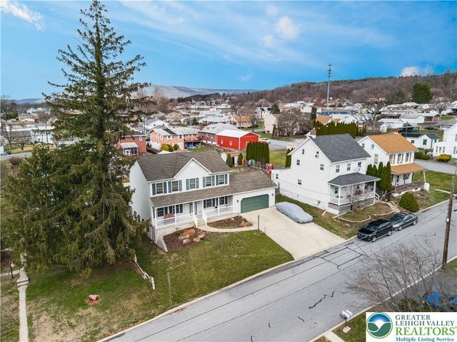123 New, Walnutport Boro, PA 18088