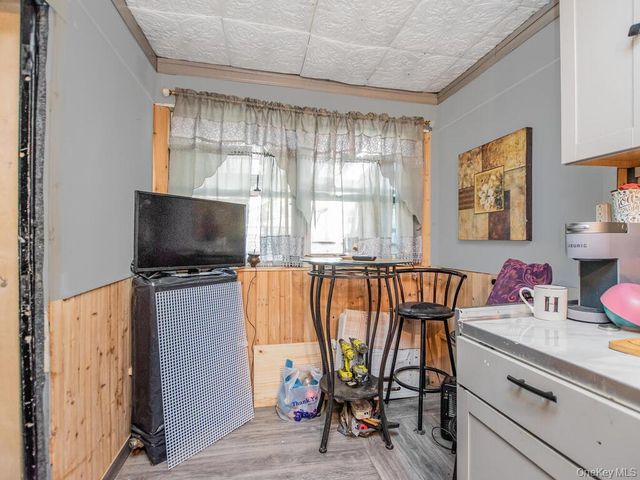 3720 Dyre Avenue, Bronx, NY 10466