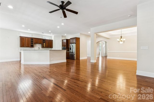 16826 Coves Edge Lane, Charlotte, NC 28278