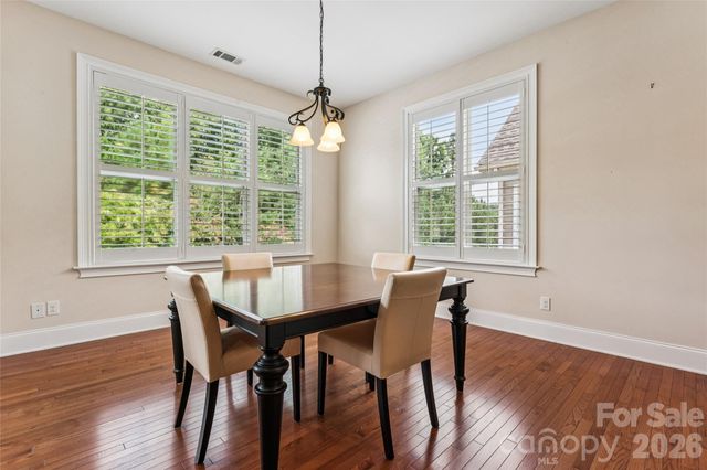 16826 Coves Edge Lane, Charlotte, NC 28278