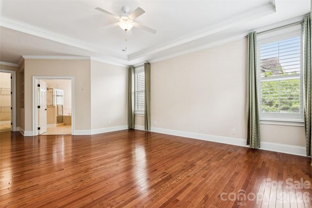 16826 Coves Edge Lane, Charlotte, NC 28278