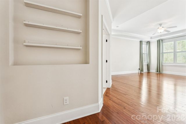16826 Coves Edge Lane, Charlotte, NC 28278
