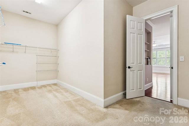 16826 Coves Edge Lane, Charlotte, NC 28278