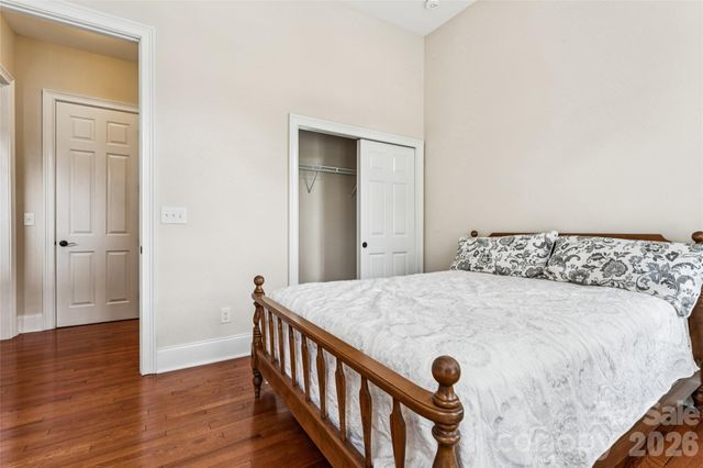 16826 Coves Edge Lane, Charlotte, NC 28278