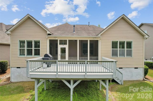 16826 Coves Edge Lane, Charlotte, NC 28278
