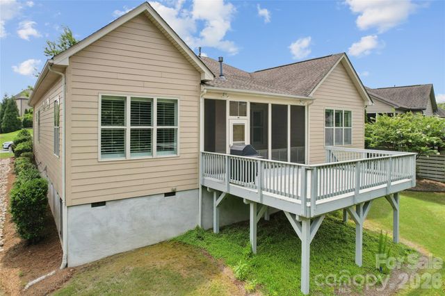 16826 Coves Edge Lane, Charlotte, NC 28278