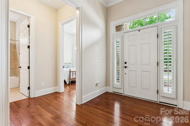16826 Coves Edge Lane, Charlotte, NC 28278
