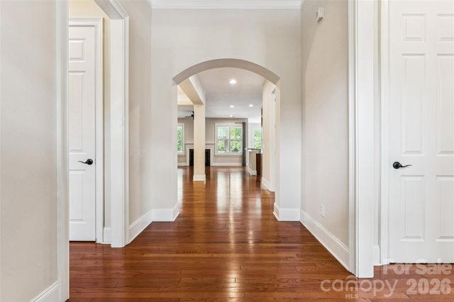 16826 Coves Edge Lane, Charlotte, NC 28278