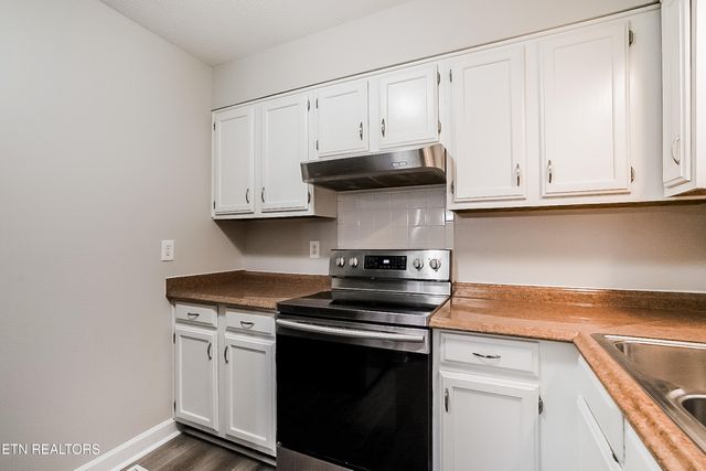 1130 Durham Rd, Knoxville, TN 37931