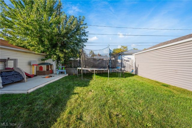 16310 Richard Drive, Brook Park, OH 44142