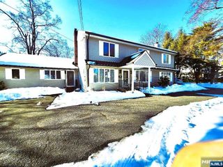 815 Highland Avenue, Paramus, NJ 07652