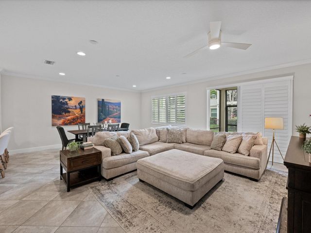 15826 Binks Pointe Terrace, Wellington, FL 33414