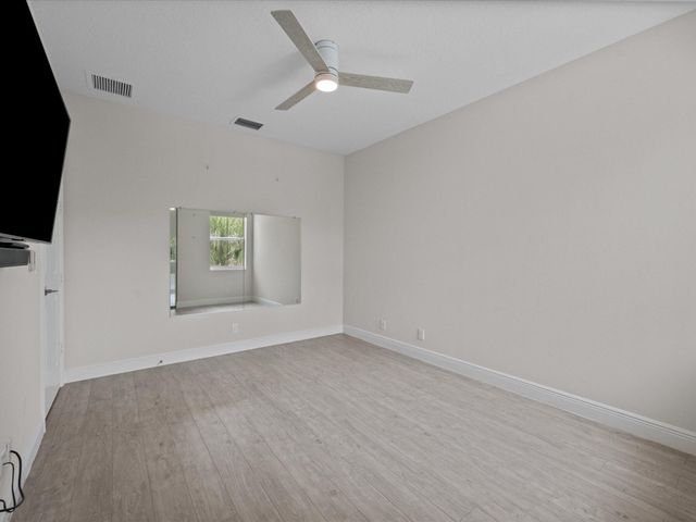 15826 Binks Pointe Terrace, Wellington, FL 33414