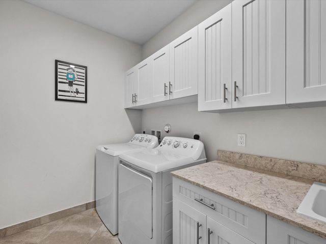 15826 Binks Pointe Terrace, Wellington, FL 33414