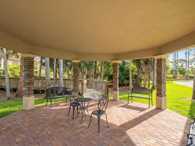 15826 Binks Pointe Terrace, Wellington, FL 33414