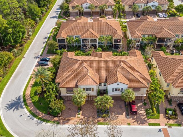 15826 Binks Pointe Terrace, Wellington, FL 33414