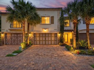 15826 Binks Pointe Terrace, Wellington, FL 33414