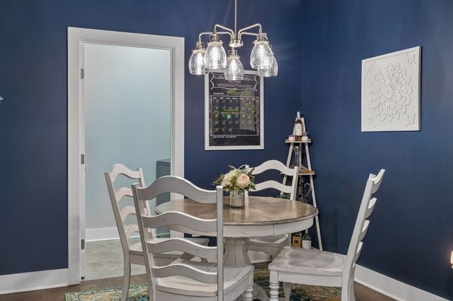 1607 Drakes Creek Rd, Hendersonville, TN 37075