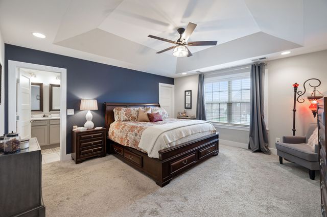 1607 Drakes Creek Rd, Hendersonville, TN 37075