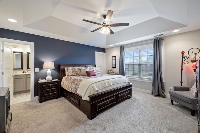 1607 Drakes Creek Rd, Hendersonville, TN 37075