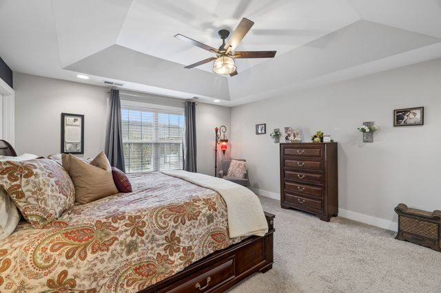 1607 Drakes Creek Rd, Hendersonville, TN 37075