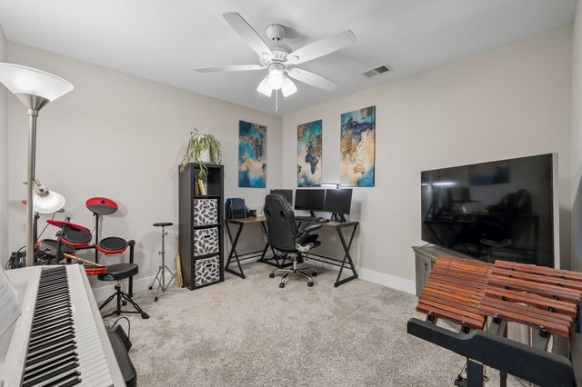 1607 Drakes Creek Rd, Hendersonville, TN 37075